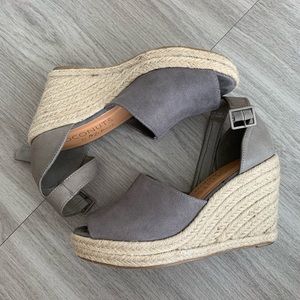 Coconuts by Matisse Wedges